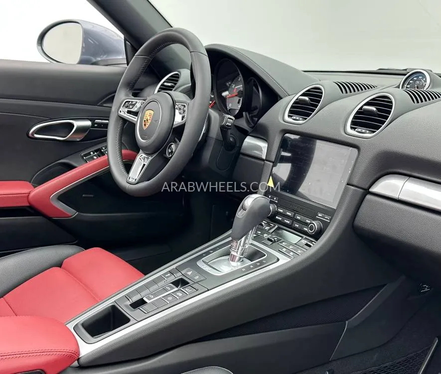 Porsche 718 2025 for Sale in Dubai Image-10