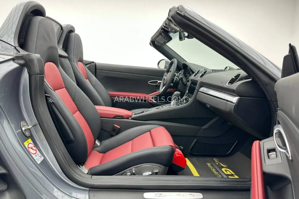 Porsche 718 2025 for Sale in Dubai Image-14