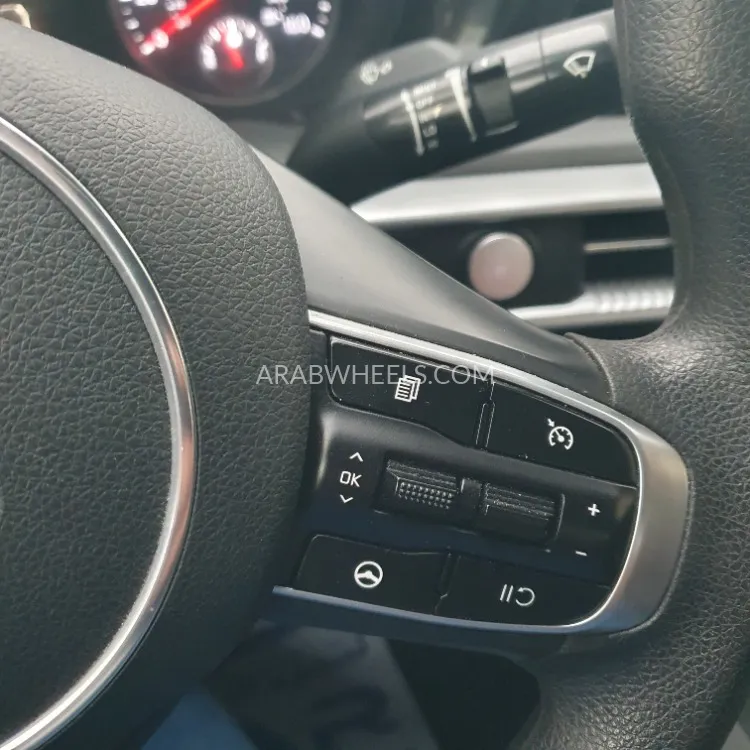 Kia K5 2021 for Sale in Sharjah Image-3