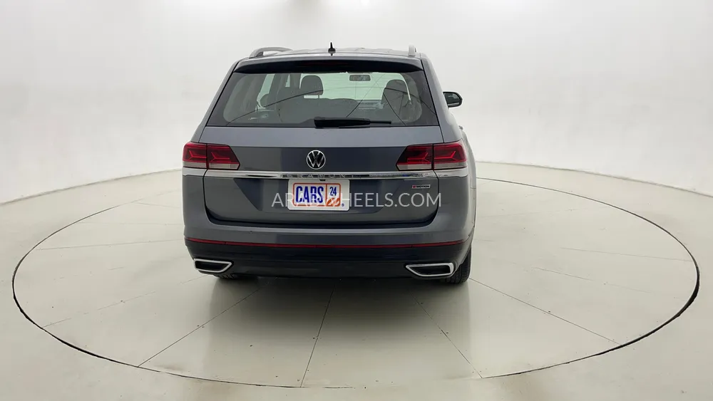 Volkswagen Teramont 2022 for Sale in Dubai Image-4