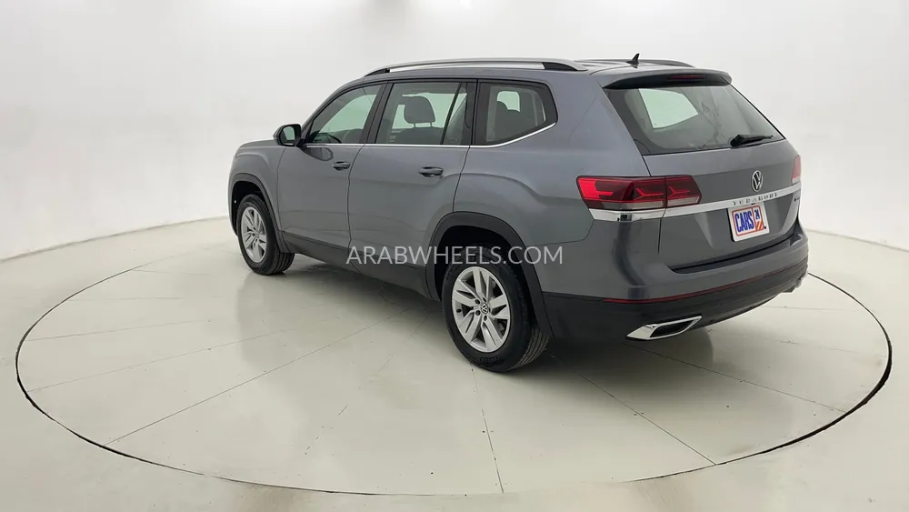 Volkswagen Teramont 2022 for Sale in Dubai Image-5