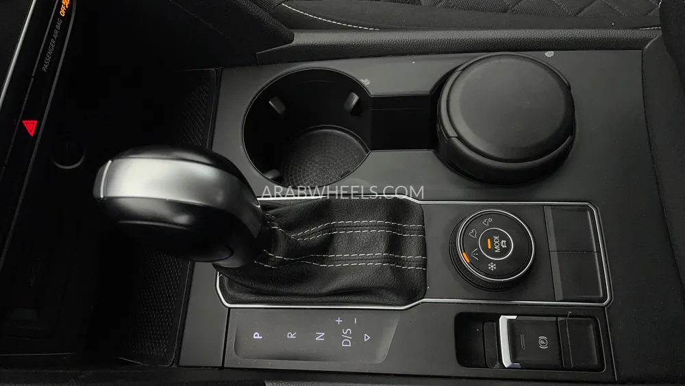 Volkswagen Teramont 2022 for Sale in Dubai Image-17