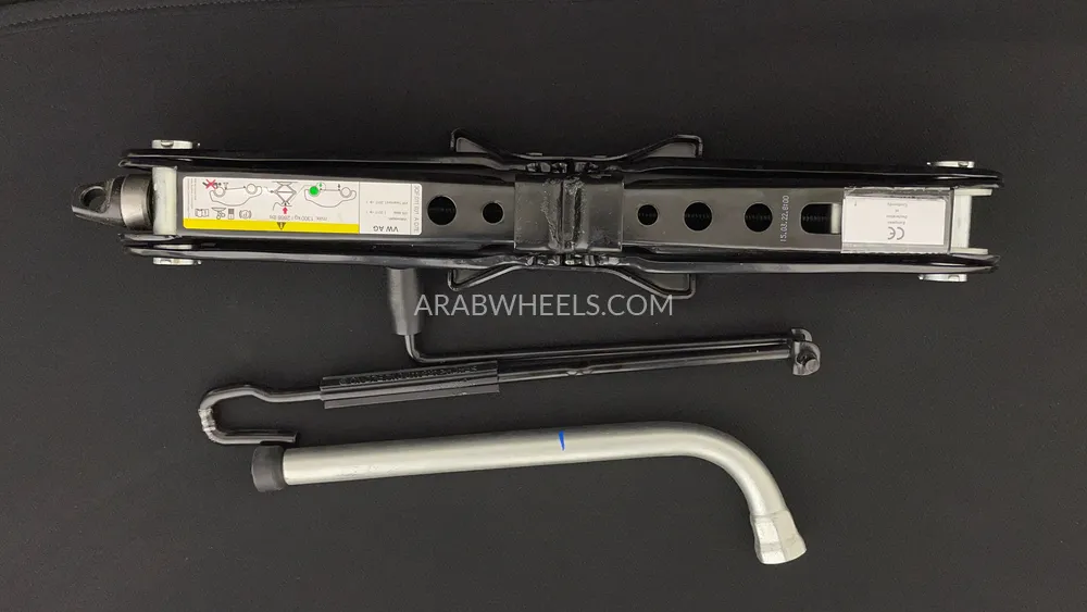 Volkswagen Teramont 2022 for Sale in Dubai Image-27