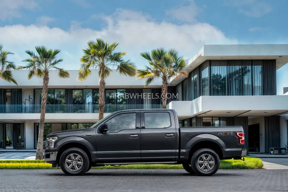 Ford F 150 2020 for Sale in Dubai Image-2