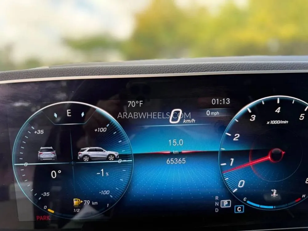 Mercedes Benz GLE Class 2022 for Sale in Dubai Image-9