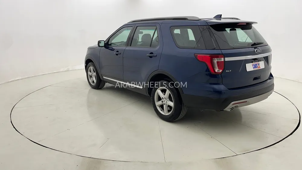 Ford Explorer 2017 for Sale in Dubai Image-5