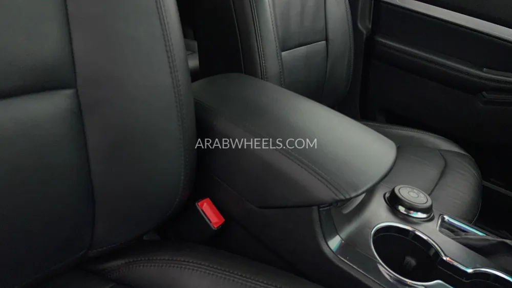 Ford Explorer 2017 for Sale in Dubai Image-38