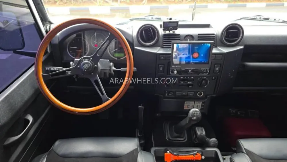 Land Rover Defender 2013 for Sale in Dubai Image-10