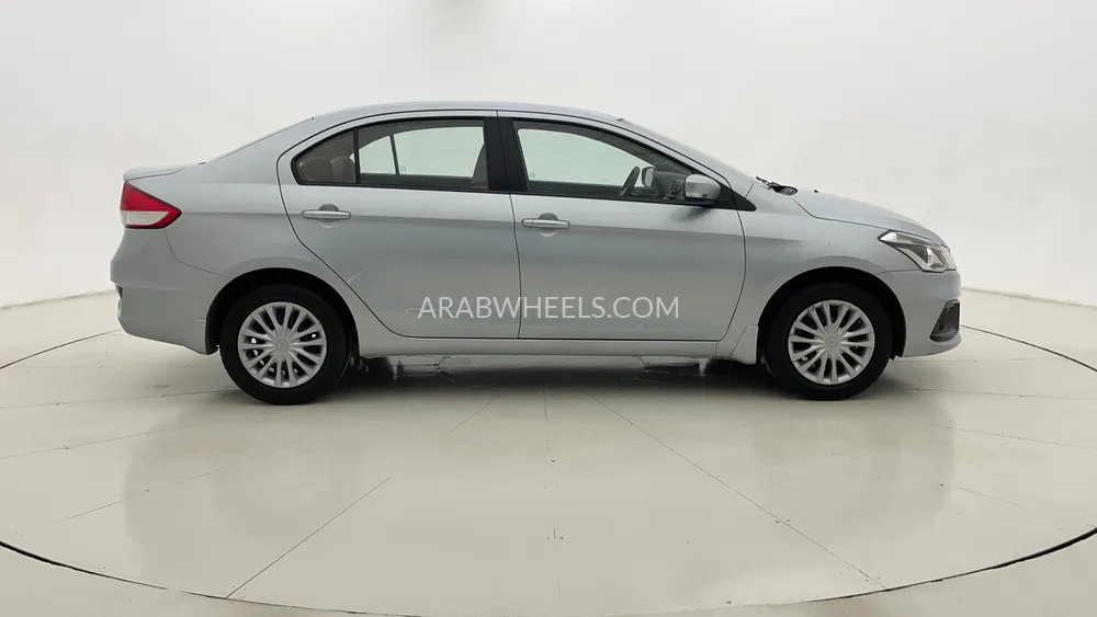 Mitsubishi Xpander 2021 for Sale in Dubai Image-2