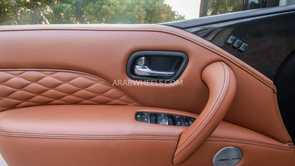 إنفينيتي QX80 2023 for Sale in الشارقة Image-18