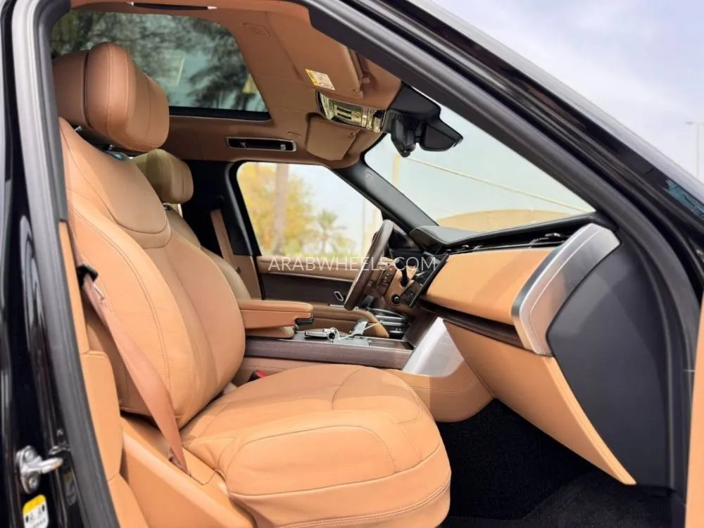 Land Rover Range Rover 2025 for Sale in Dubai Image-16