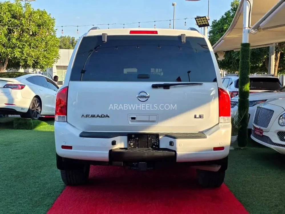 Nissan Armada 2010 for Sale in Sharjah Image-4