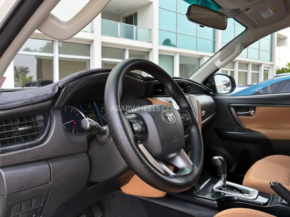 تويوتا فورتشنر 2022 for Sale in دبي Image-11