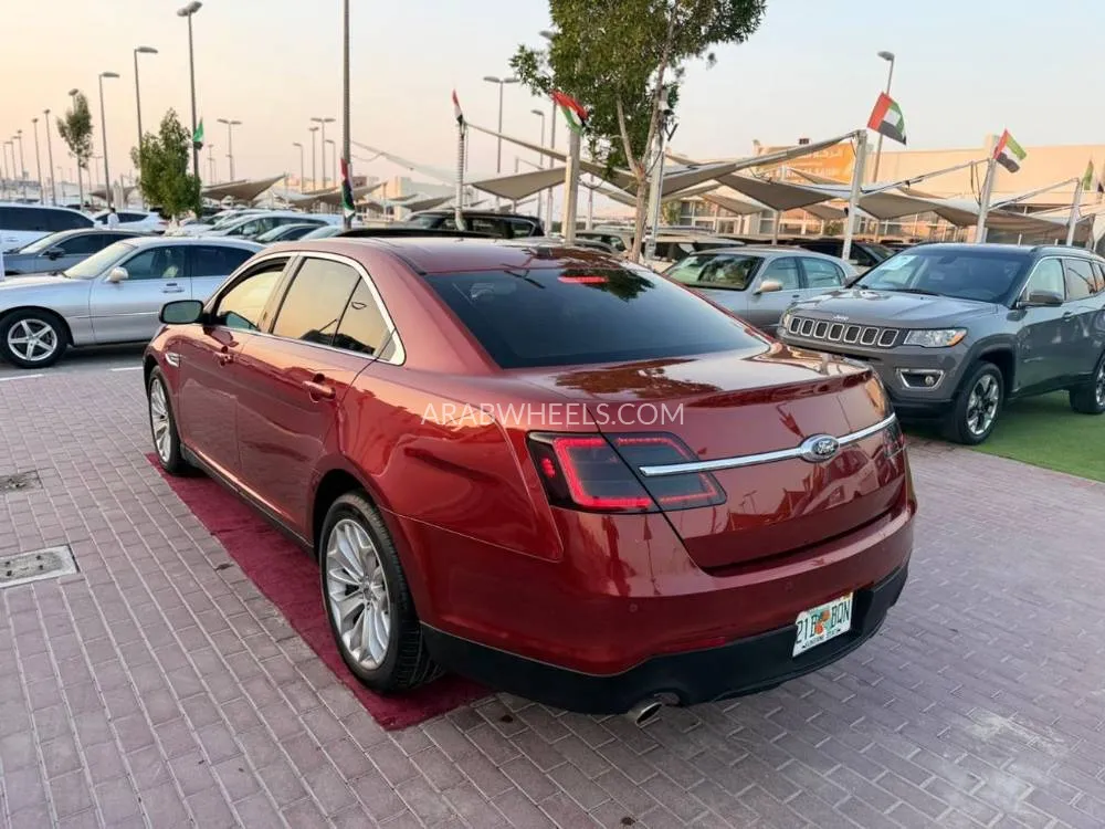 Ford Taurus 2014 for Sale in Sharjah Image-4