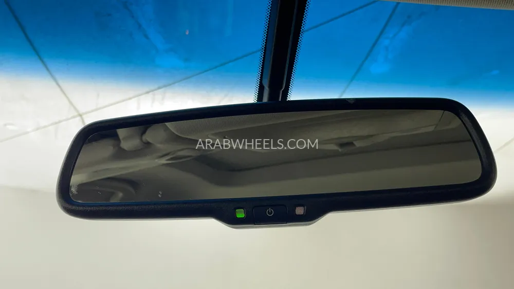 Infiniti QX70 2020 for Sale in Dubai Image-39