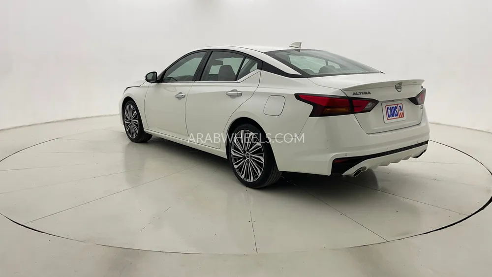 نيسان التيما 2025 for Sale in دبي Image-5