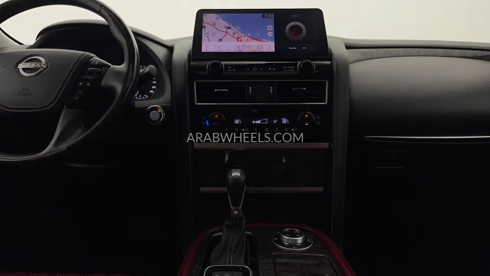 Nissan Patrol 2022 for Sale in Dubai Image-14