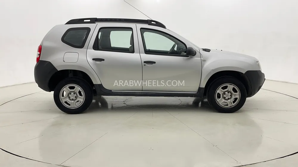 Renault Duster 2017 for Sale in Dubai Image-2