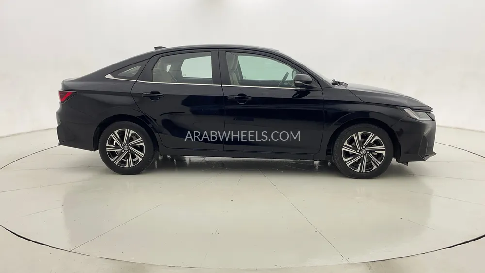 تويوتا يارس 2023 for Sale in دبي Image-2