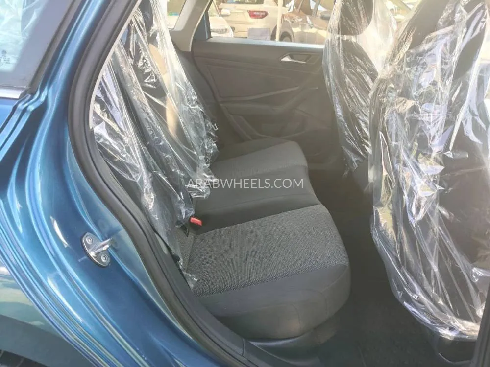 Volkswagen Jetta 2021 for Sale in Sharjah Image-19