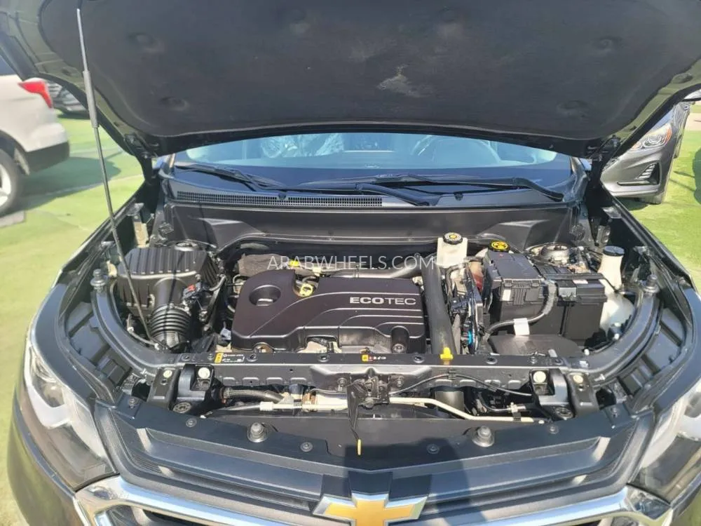 Chevrolet Equinox 2019 for Sale in Sharjah Image-13