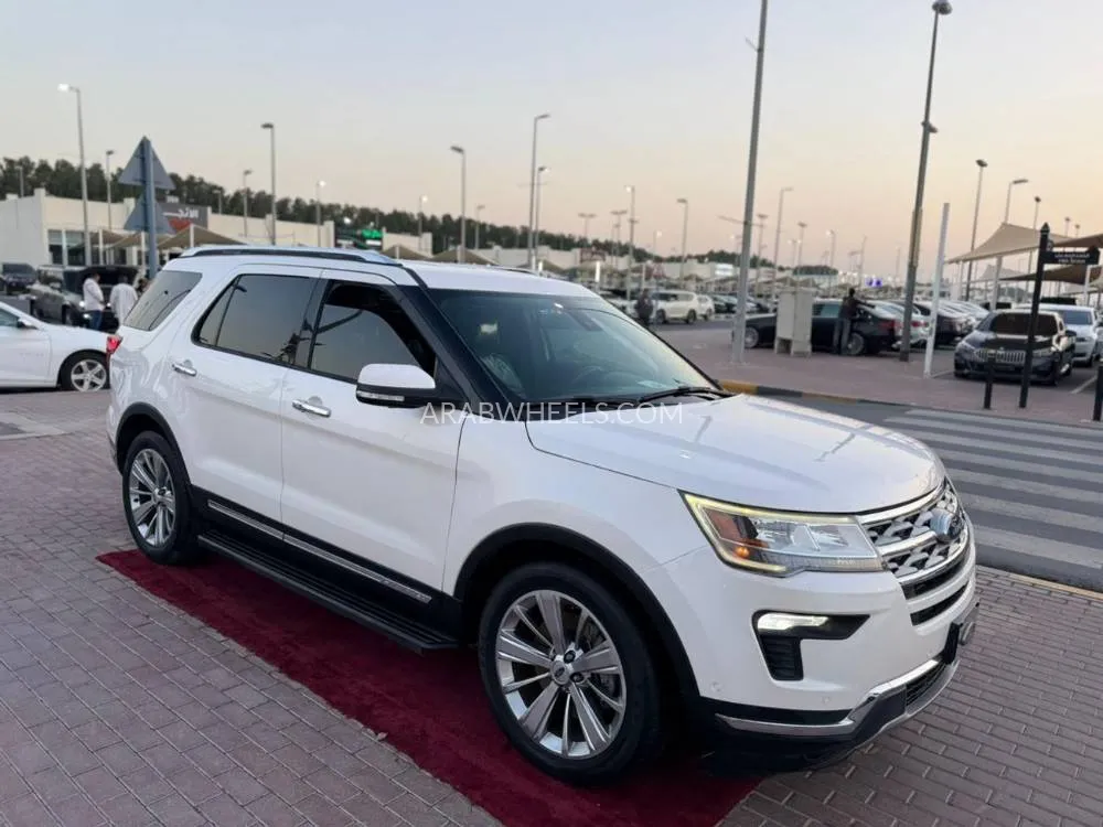 Ford Explorer 2018 for Sale in Sharjah Image-8