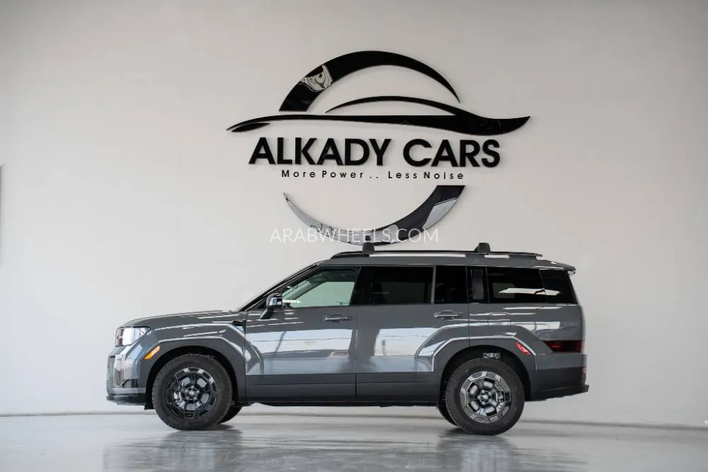 Hyundai Santa Fe 2025 for Sale in Umm Al Quwain Image-7