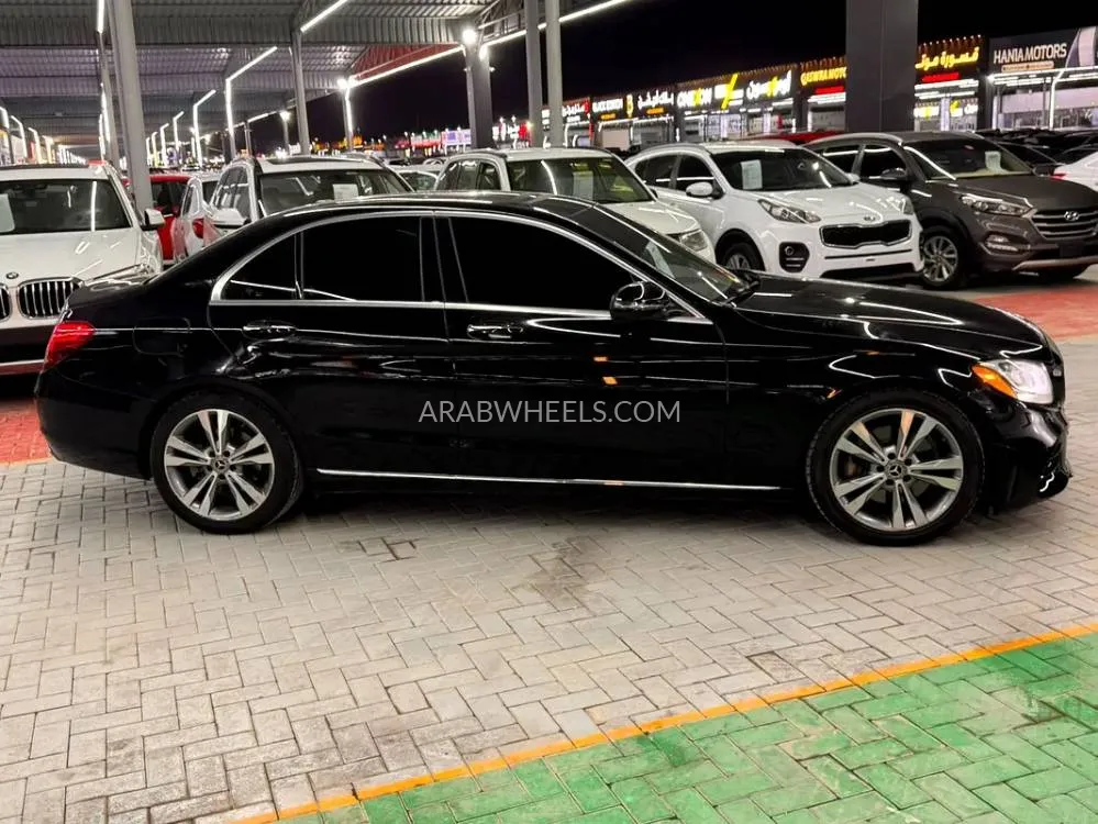 Mercedes Benz C Class 2018 for Sale in Ajman Image-3