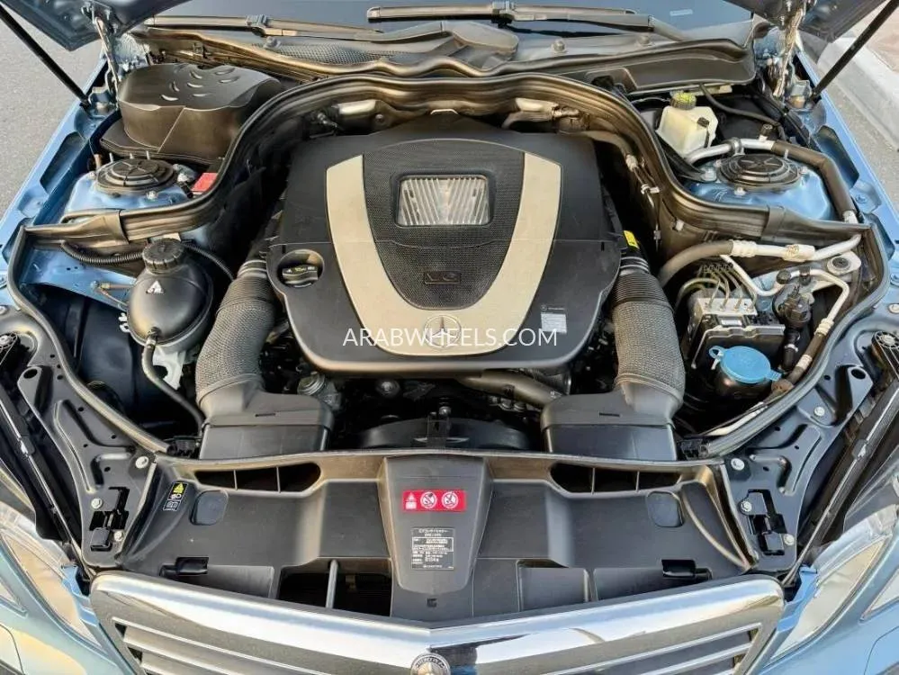Mercedes Benz E Class 2010 for Sale in Dubai Image-4
