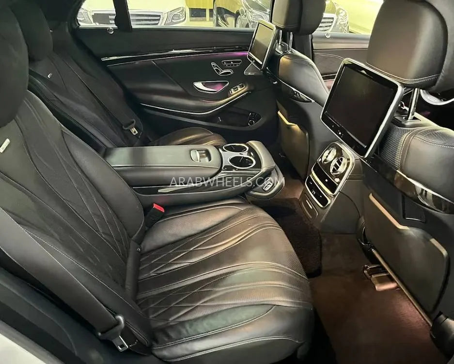Mercedes Benz S Class 2015 for Sale in Ajman Image-9