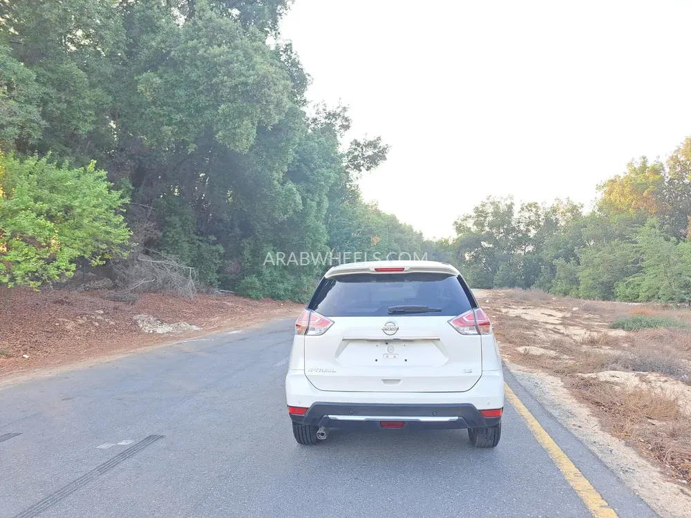 Nissan X-Trail 2015 for Sale in Sharjah Image-18