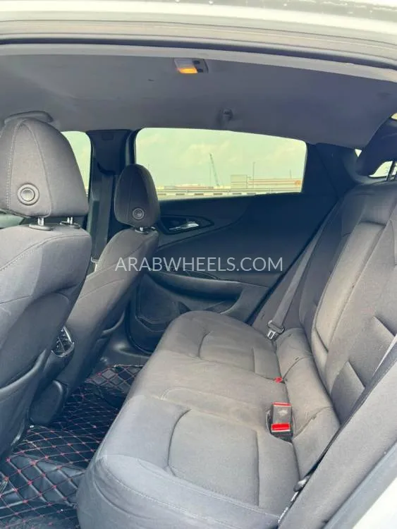 Chevrolet Malibu 2019 for Sale in Ajman Image-12