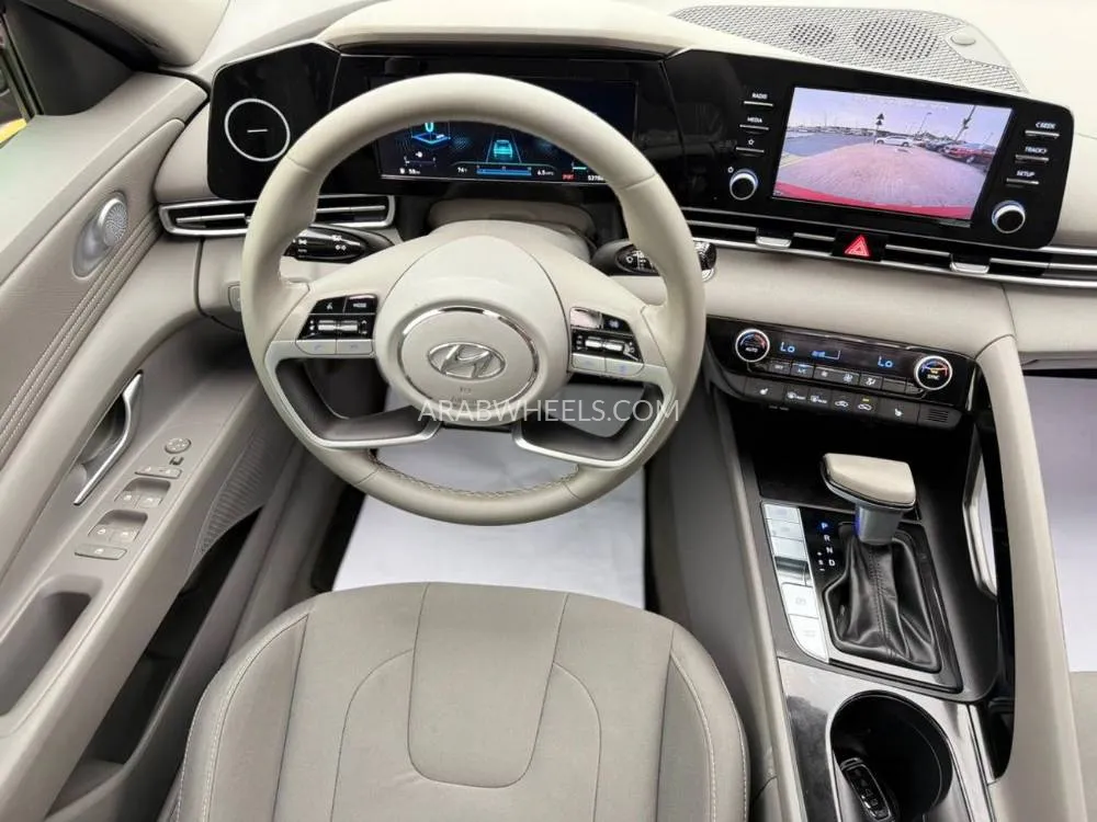 هيونداي إلنترا 2021 for Sale in الشارقة Image-11