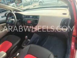 كيا ريو 2014 for Sale in الشارقة Image-34