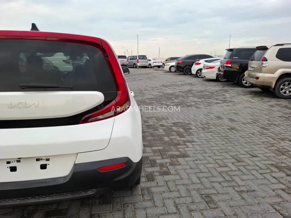 Kia Soul 2022 for Sale in Ajman Image-10