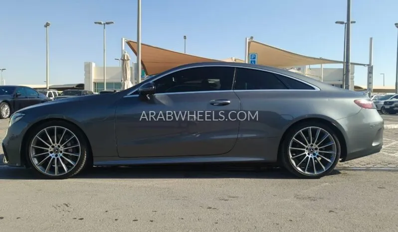 مرسيدس بنز كلاس E 2017 for Sale in الشارقة Image-8