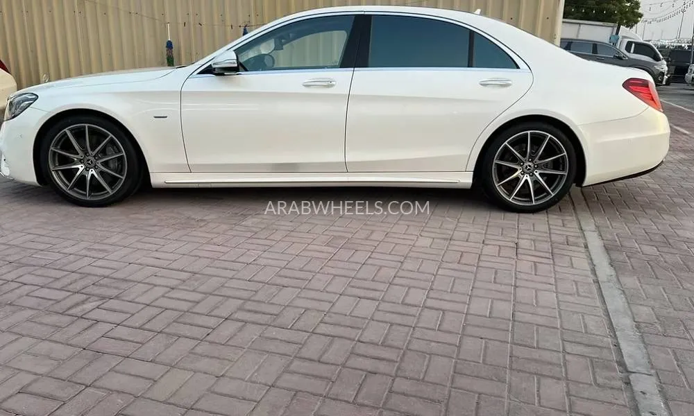 Mercedes Benz S Class 2014 for Sale in Ajman Image-14