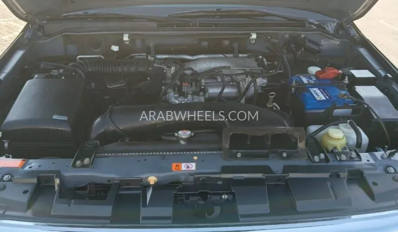 ميتسوبيشي باجيرو 2016 for Sale in الشارقة Image-18