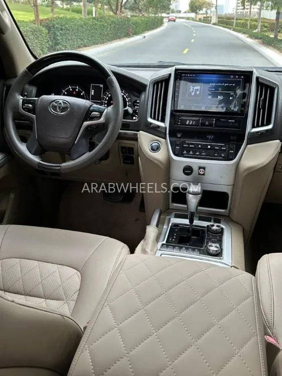 Toyota Land Cruiser 2011 for Sale in Ajman Image-8