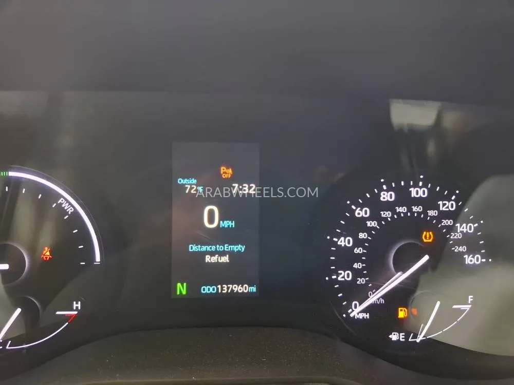 Toyota Sienna 2022 for Sale in Ajman Image-18