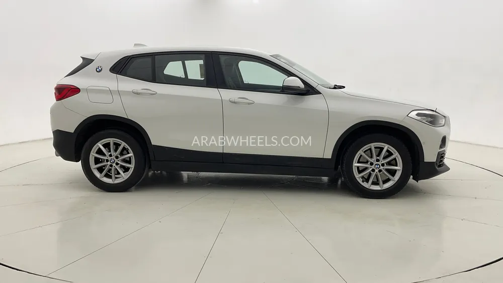 BMW X2 2020 for Sale in Dubai Image-2