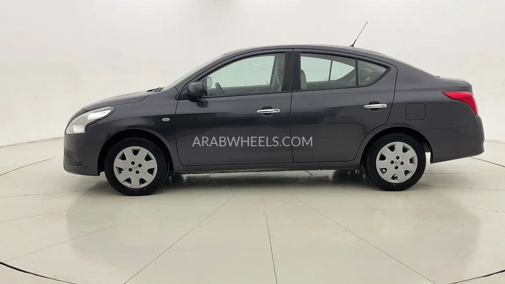 Nissan Sunny 2023 for Sale in Dubai Image-6