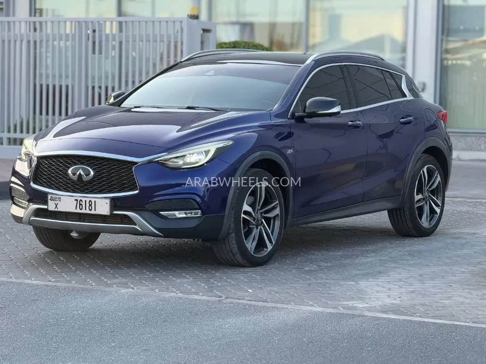 Infiniti QX30 2018 for Sale in Sharjah Image-2