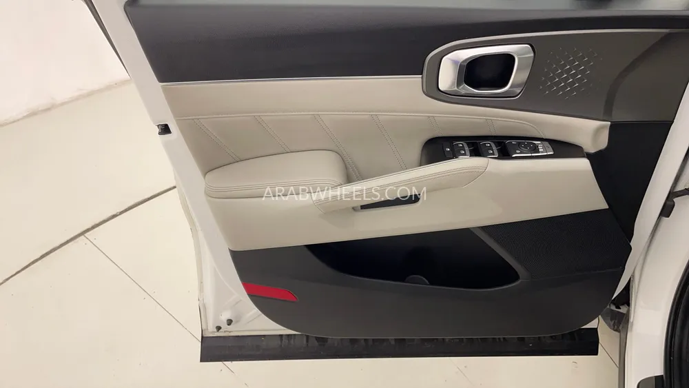 Kia Sorento 2021 for Sale in Dubai Image-19