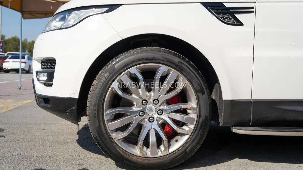 Land Rover Range Rover Sport 2015 for Sale in Sharjah Image-4