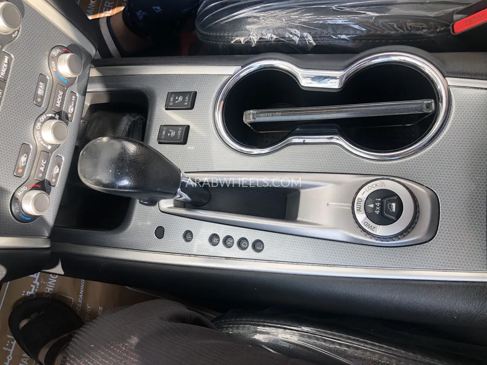 Nissan Pathfinder 2017 for Sale in Ajman Image-13