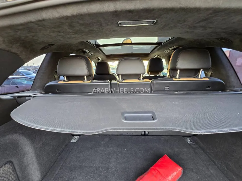 Porsche Cayenne 2017 for Sale in Dubai Image-12