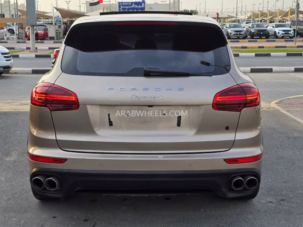 Porsche Cayenne 2017 for Sale in Dubai Image-17
