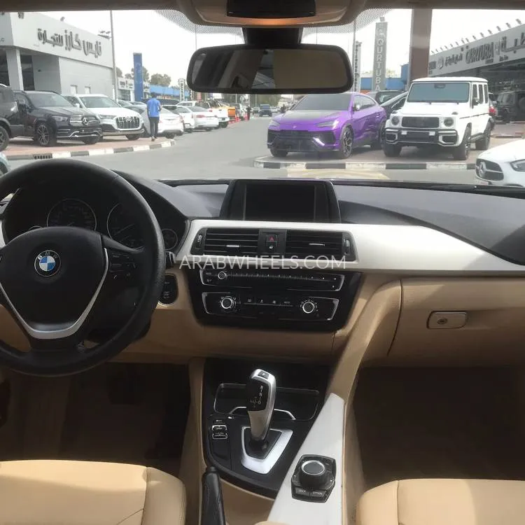 بي إم دبليو الفئة الثالثة 2017 for Sale in دبي Image-4
