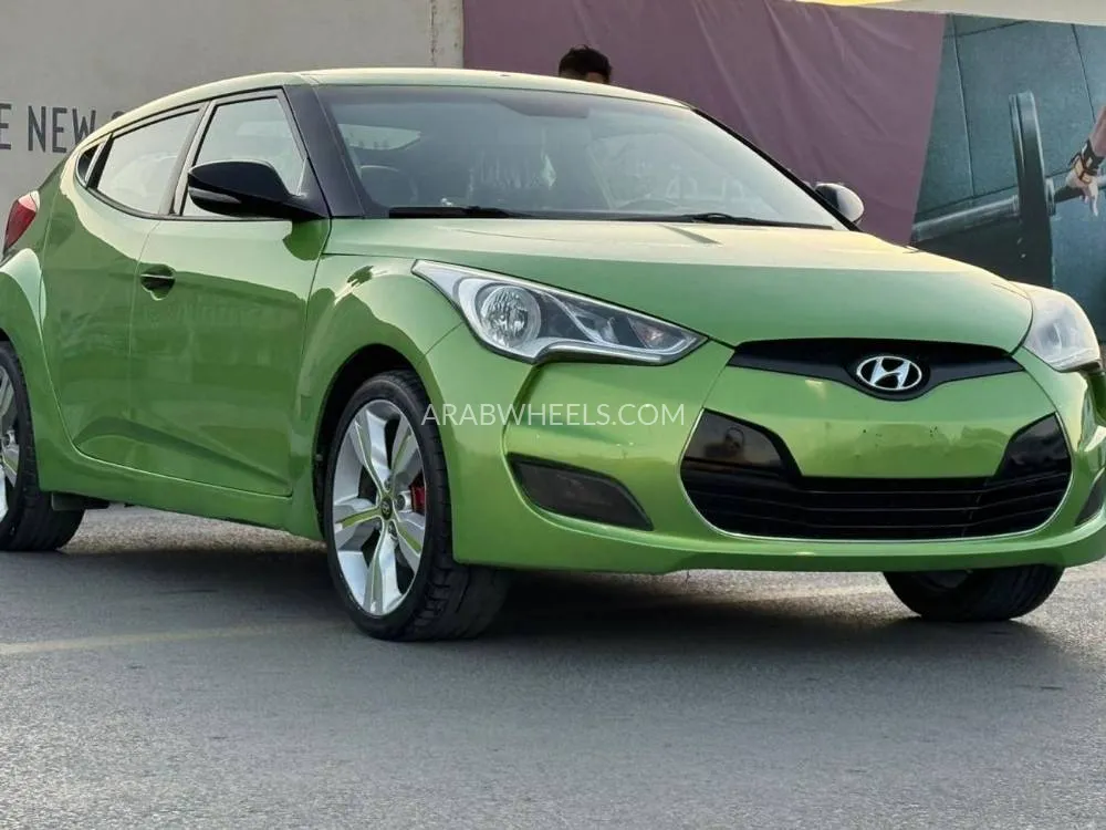 Hyundai Veloster 2016 for Sale in Sharjah Image-11